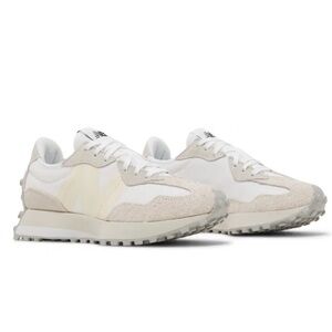 NEW BALANCE 327 Sneaker in Sea Salt